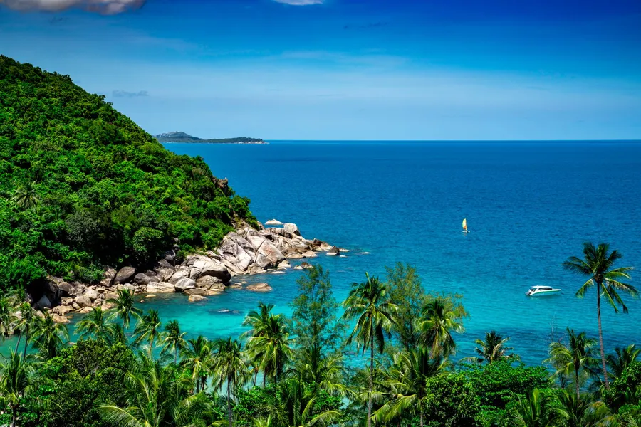 El peculiar aeropuerto de Koh Samui