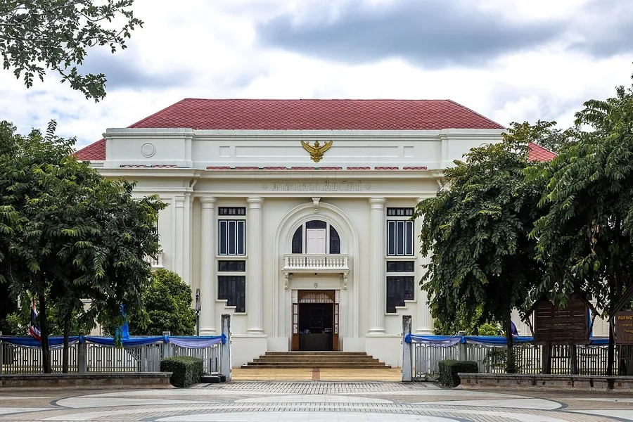 Entrada al Museo del Folclore Lanna en Chiang Mai