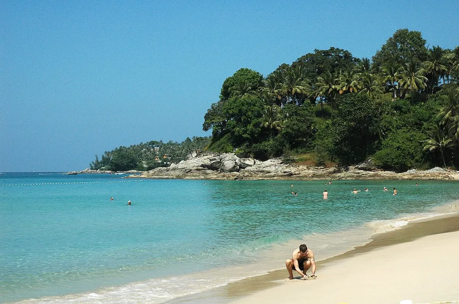 Vista de Surin Beach en Phuket