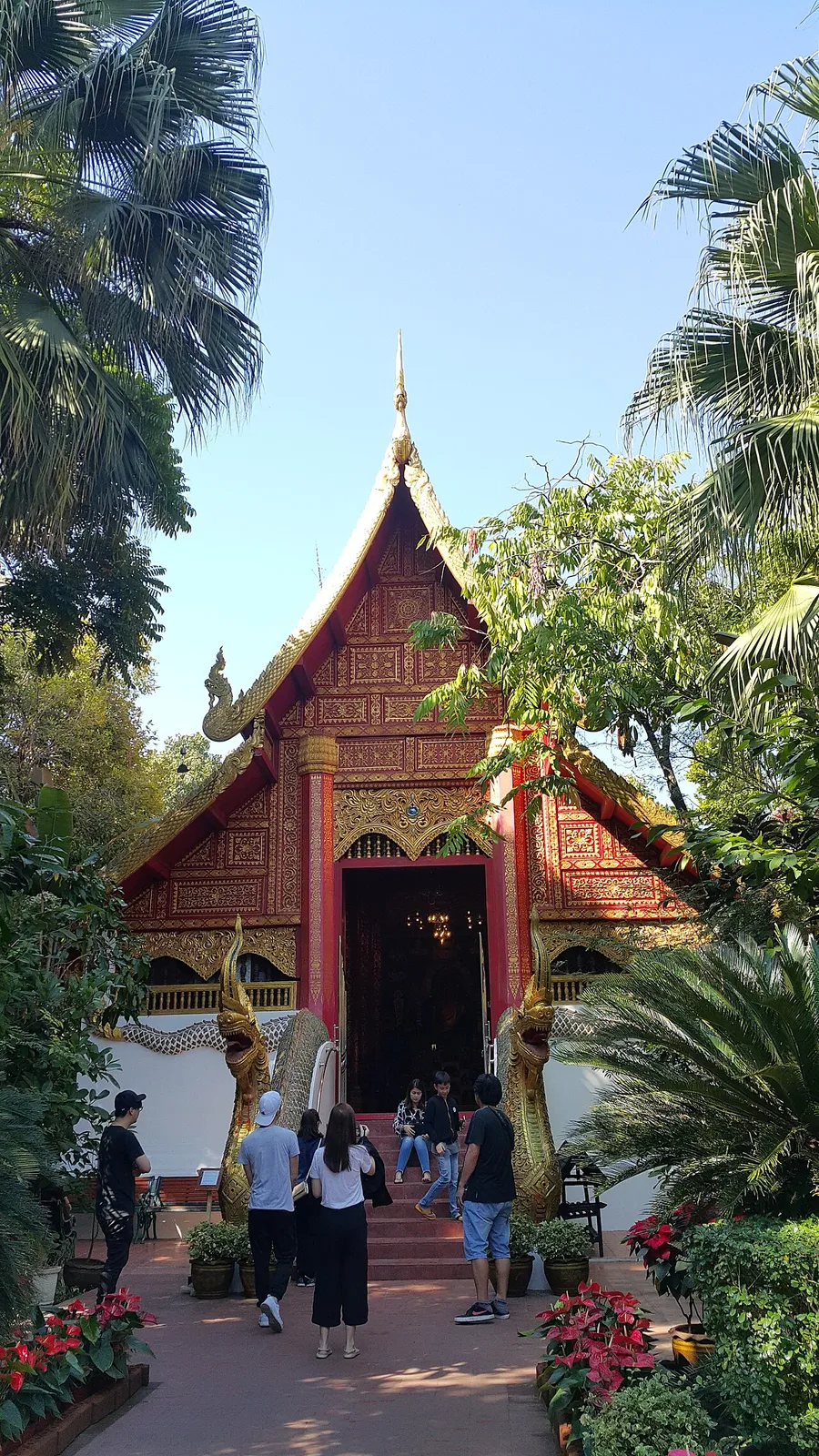 Edificio de madera de Wat Phra Kaew en Chiang Rai